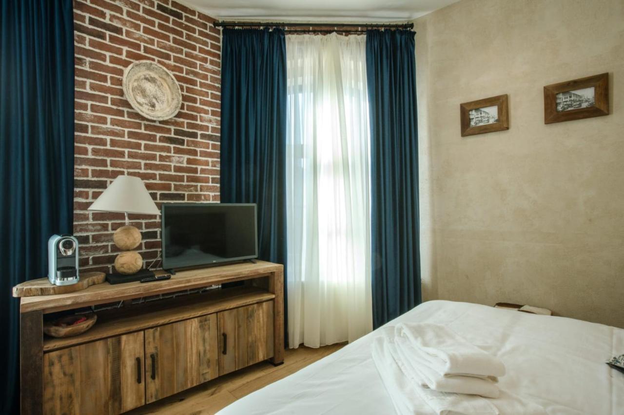 קריובה Acsa Inn מראה חיצוני תמונה