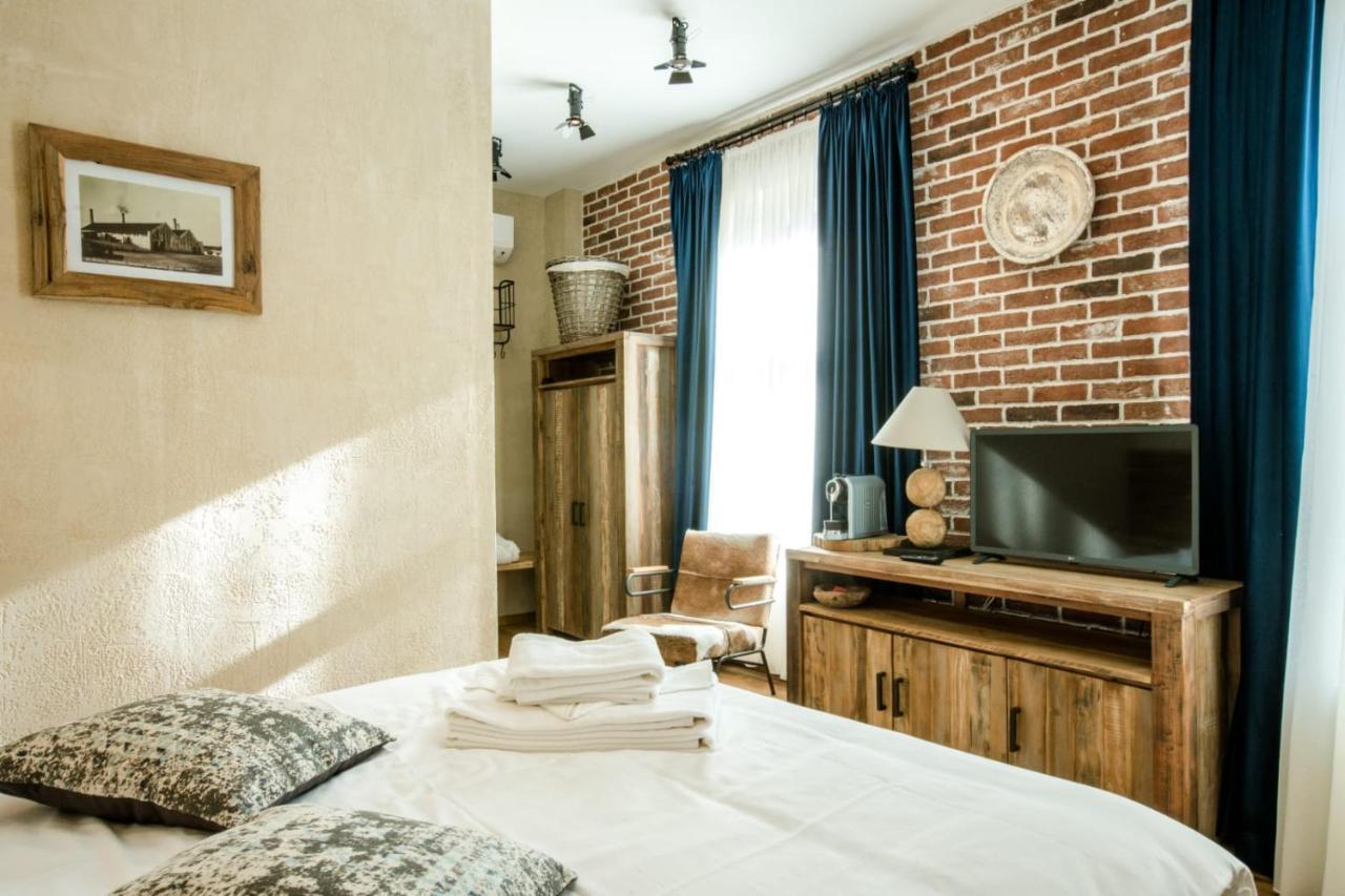 קריובה Acsa Inn מראה חיצוני תמונה